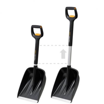 Телескопическая автомобильная лопата для снега Fiskars X-series ™1057187