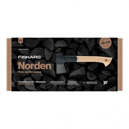 Подарочный набор Fiskars Norden chopping axe N7 + sharpener SET 1051146