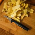 Ніж для коренеплодів із вигнутим лезом Fiskars Functional Form 1057545, фото 3