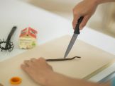 Терка с контейнером Fiskars Functional Form 1019530, фото 1