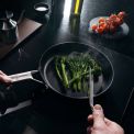 Сковорідка Fiskars Taiten OPTIHEAT™, 24 см (1066946), фото 11
